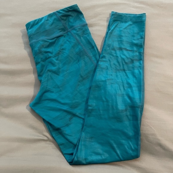 🎉HP🎉Women’s Under Armour Leggings - Picture 3 of 5